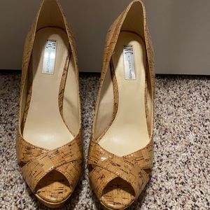 Tan heels